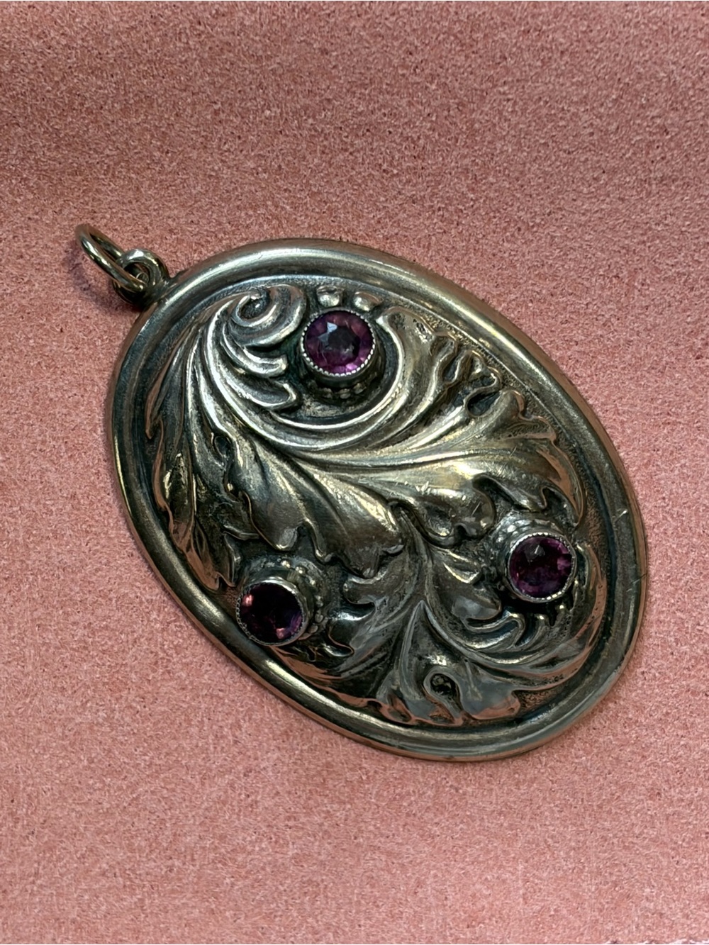 Art Nouveau Antique Leaf Foliage With Purple Paste Stones Large Oval Pendant - Picture 8 of 13